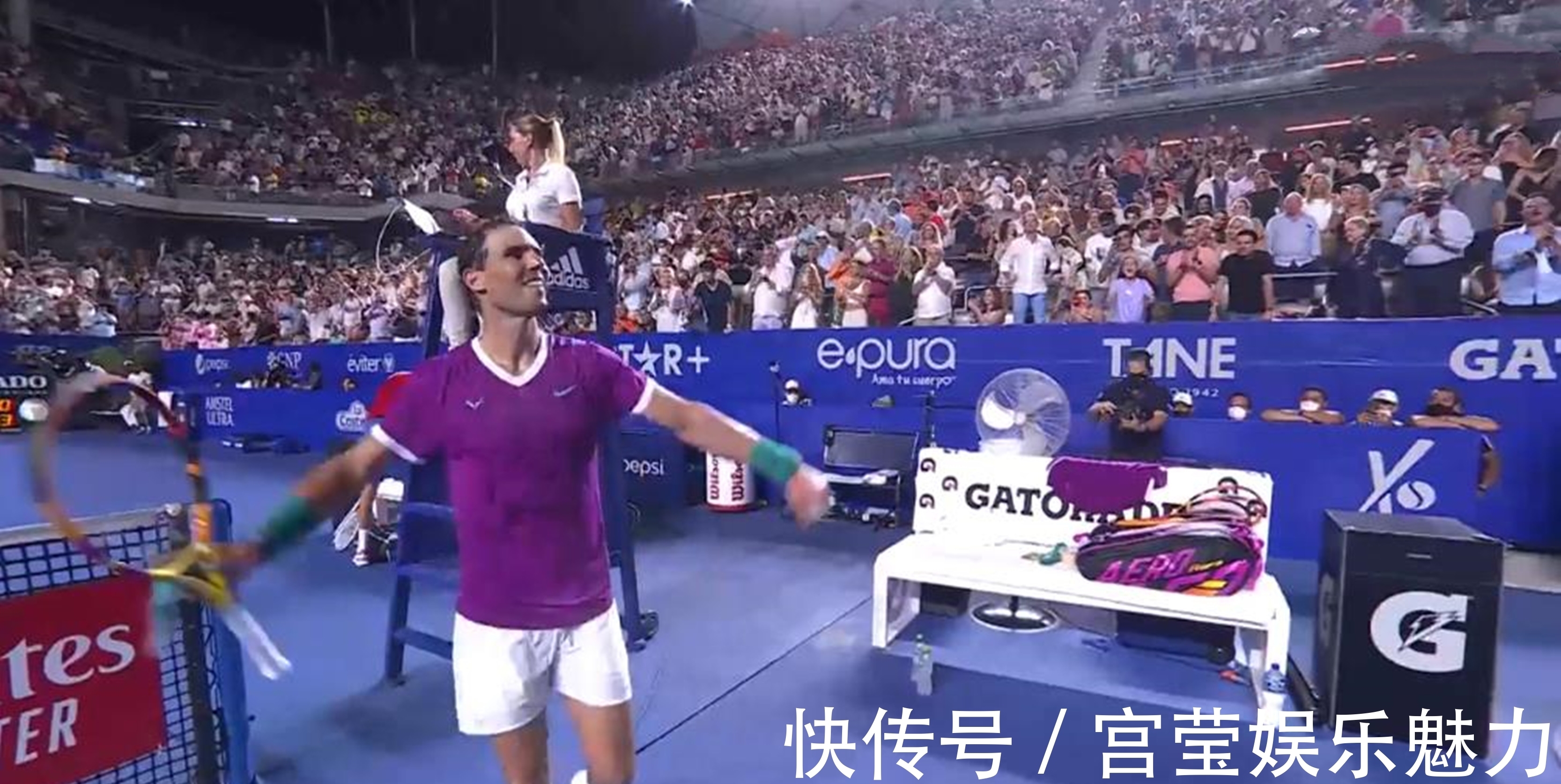 以此同时 以此同时