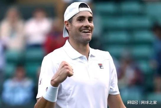 施与比赛场 施与比赛场