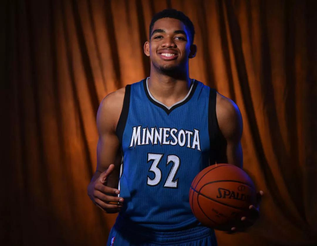 群也找回手 群也找回手