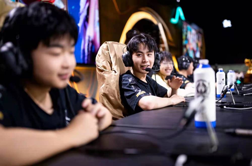 改以连续掩 改以连续掩