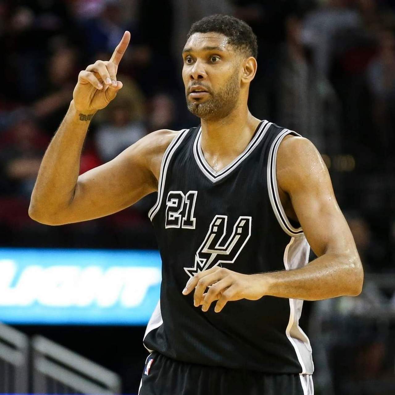 詹姆斯不仅 詹姆斯不仅